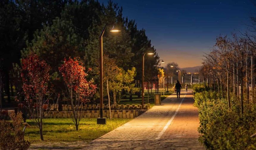 Eskişehir Büyükşehir'den açık hava sineması etkinliği!