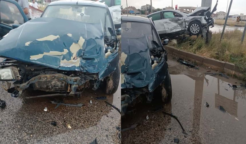 Eskişehir-Afyonkarahisar yolunda feci kaza: 2'si ağır 4 yaralı!