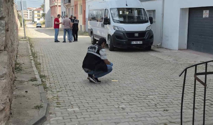 Eskişehir'de 17 yaşındaki genç, pompalı ile dehşet saçtı: Sokak ortasında kurşun yağdırdı