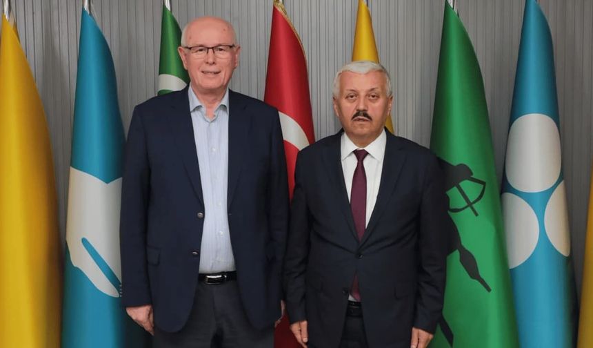 "Odunpazarı Belediyesi olarak her zaman esnafın yanındayız"