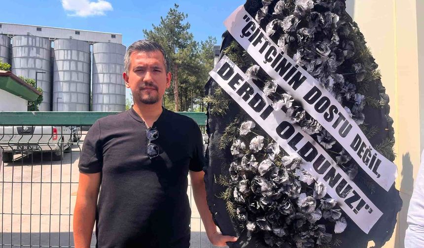 Çiftçilerden TMO önünde tepki: “Bu yıl arpa ve buğday değil, zarar hasat ediyoruz”