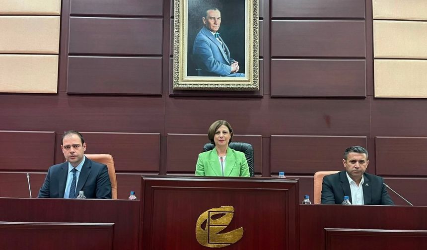 Ayşe Ünlüce: Bitüm fiyatındaki artış asfalt çalışmalarını etkiledi