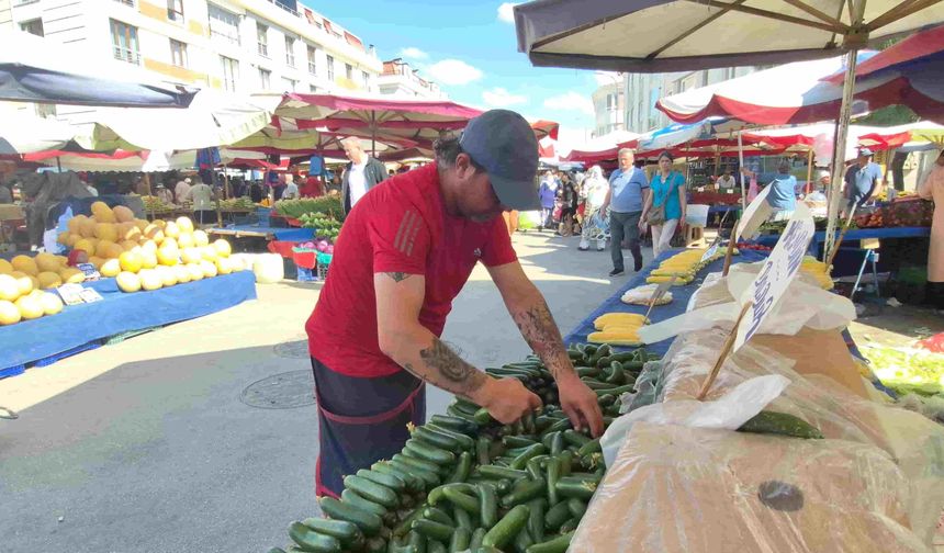 Eskişehir'de salatalıkların arasından çıktı! Piyasa değeri 155 bin TL