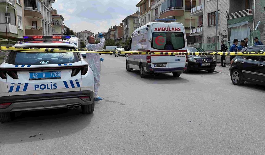 Aile katliamı! Üvey annesi ile kız kardeşinin boğazını keserek öldürdü