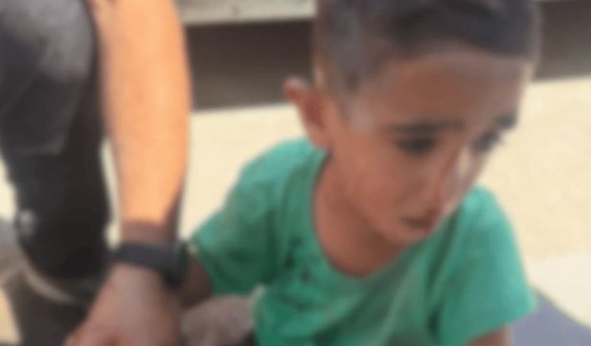 Eskişehir'de karşıdan karşıya geçmeye çalışan çocuğa otomobil çarptı