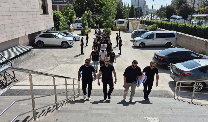 3 milyonluk zarar tespit edildi: Eskişehir merkezli dolandırıcılık operasyonunda 12 gözaltı!