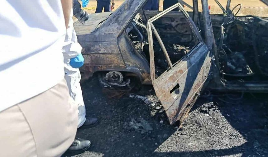 Emirdağ'da can pazarı! Çarpışan araç alev topuna döndü: Ölü ve yaralılar var