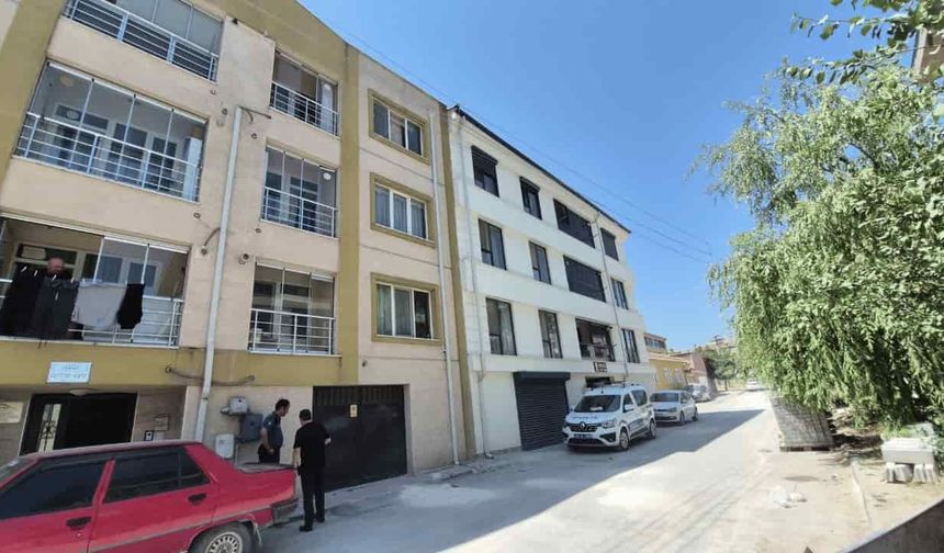 Eskişehir'de 9 metre yüksekten düşmüştü: 3 yaşındaki kız çocuğu hayatını kaybetti