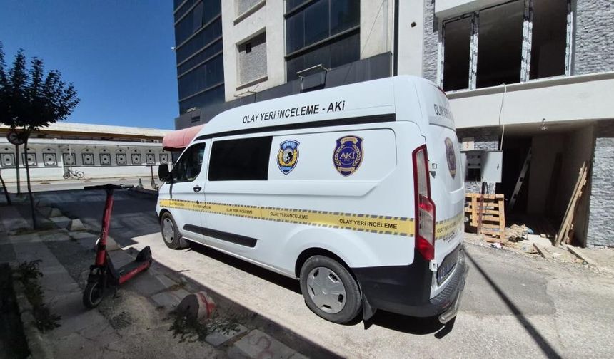 Eskişehir'deki plazada şüpheli ölüm
