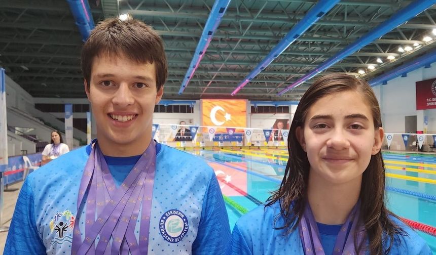 Eskişehir'e madalya yağdırdılar: Özel sporcular katıldıkları her kulvarda kürsüye çıktılar
