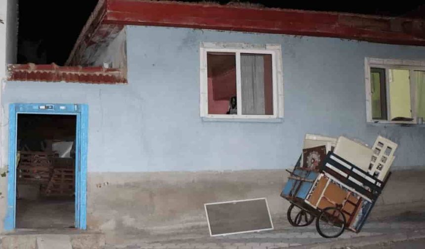 Eskişehir'de yürek burkan olay! Annesini kaybettikten 5 gün sonra evinde ölü bulundu