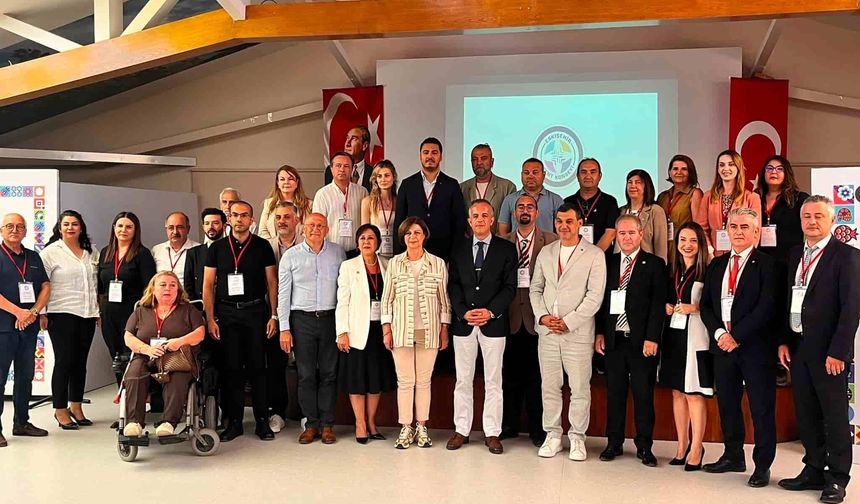 Eskişehir Kent Konseyi'nde bayrak değişimi: Başkanlığa İnci Ülüğ seçildi