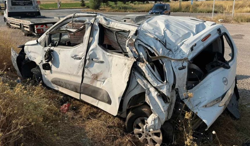 Afyonkarahisar’da feci kaza: 20 yaşındaki genç hayatını kaybetti