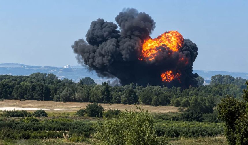 Eskişehir'den havalanan F-16 eğitim uçağı düştü