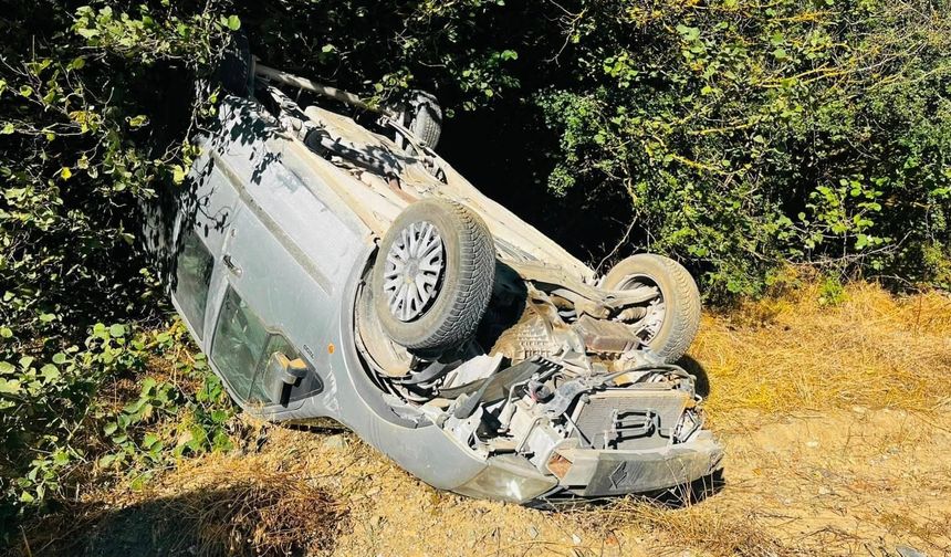 Eskişehir yolunda otomobil takla attı: Yaralılar var