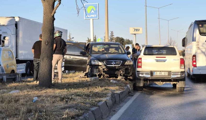 Eskişehir Çevre Yolu’nda kaza: Trafik kilitlendi
