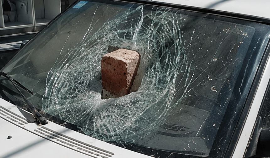 Eskişehir'de aracına binmek için evden çıktı! Gördüğü manzara şoke etti