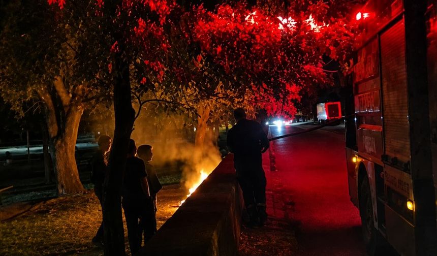 Eskişehir’de parkı ateşe verdiler