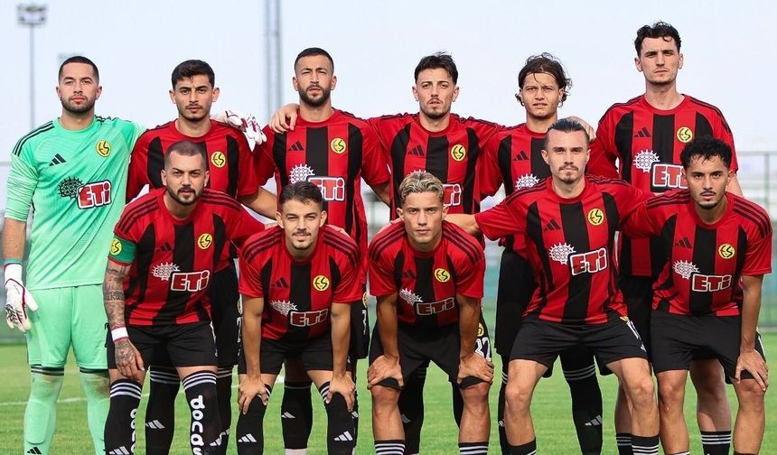 Eskişehirspor ilk hazırlık maçından galip ayrıldı