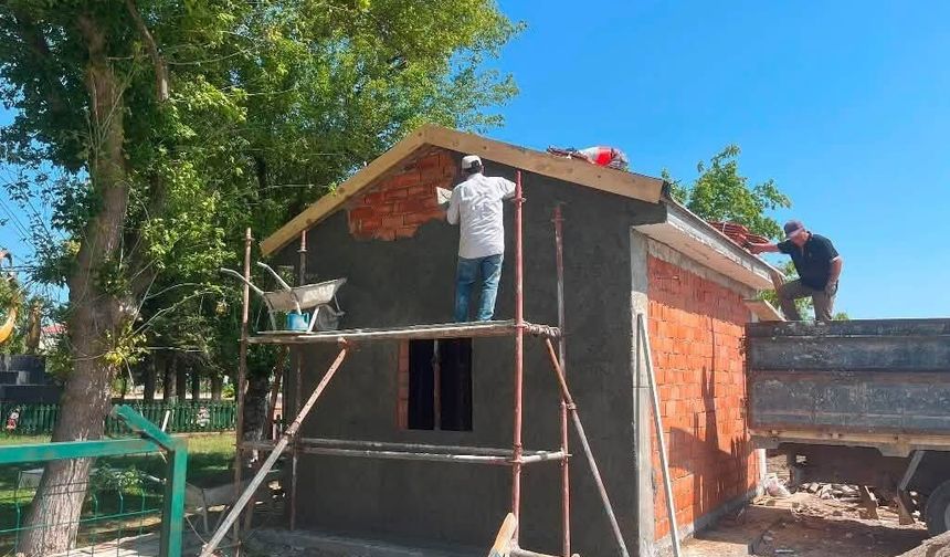 İnönü'de belediye ekipleri farklı noktalarda çalışıyor