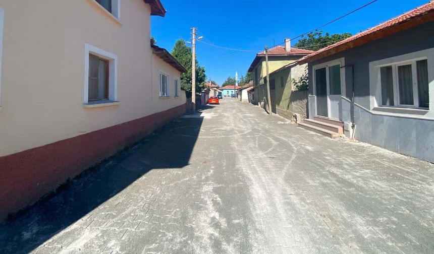 İnönü'de ulaşım talebi karşılık buldu: İlçenin yolları yenilendi