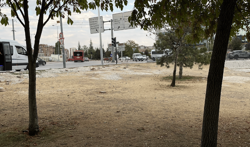 "Kıskançlık" kavgası kanlı bitti: 15 yaşındaki çocuk bıçaklandı