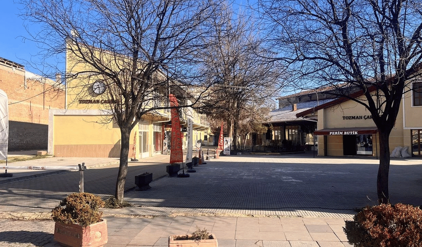 Eskişehir’in tarihi çarşısı yıkılıyor