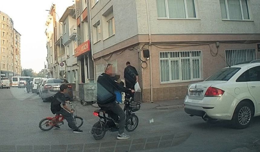 Eskişehir'de bisikletli çocuk aracın altında kalmaktan kıl payı kurtuldu