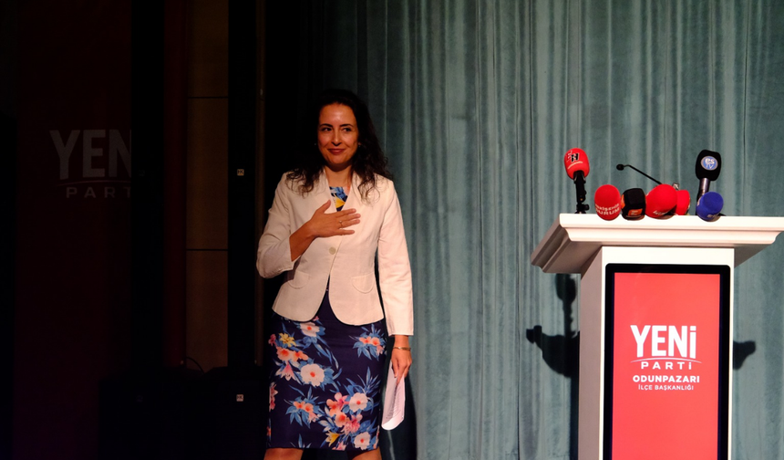 Genel Merkez kararıyla kesinleşti: Emine Cevahir Çalıkuşu Yazıcı, YENİ Parti Odunpazarı İlçe Başkanı seçildi