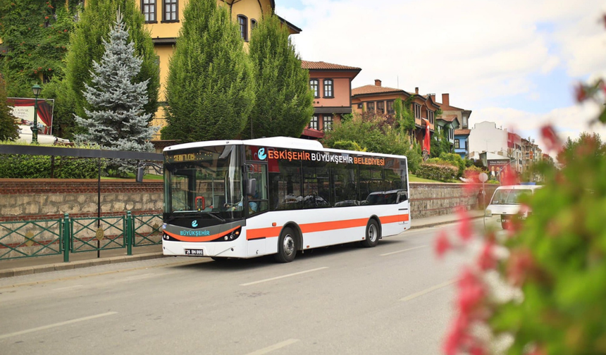 Eskişehir’de yarın başlıyor: 13 otobüs hattında saatler değişti