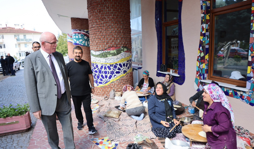 Eskişehir’de anneleri buluşturan yaz okulu tamamlandı