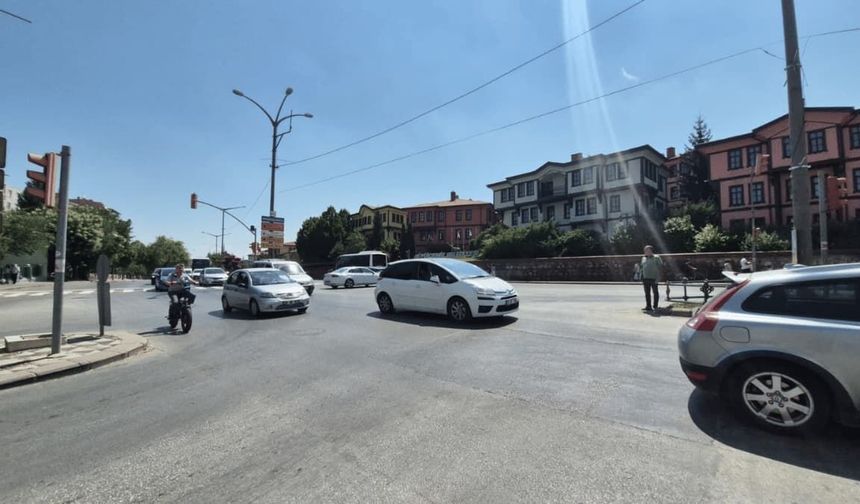 Eskişehir’de araç kiralayacaklar bu detaya dikkat: 6 yaş ve 180 bin kilometre şartı geldi!