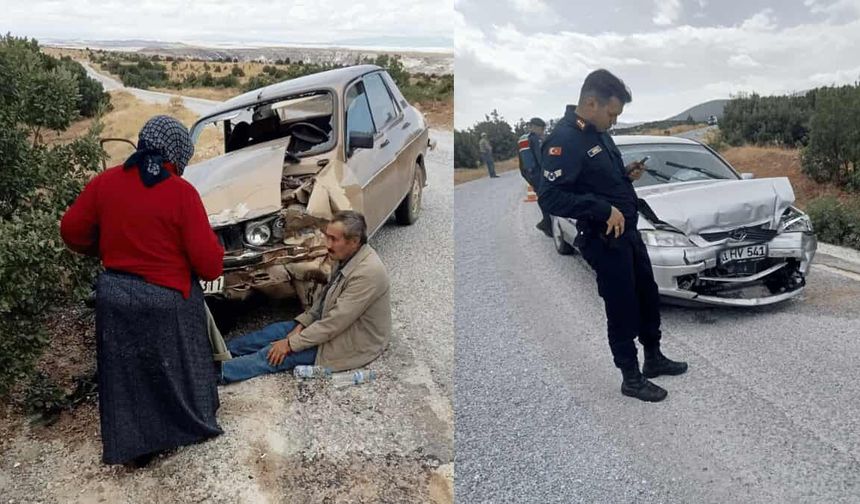 Eskişehir'de otomobiller kafa kafaya çarpıştı: 1'i ağır 2 yaralı