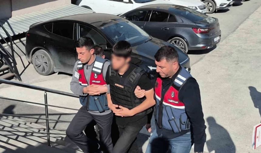 Eskişehir’de amcasını öldüren 15 yaşındaki şüpheli tutuklandı