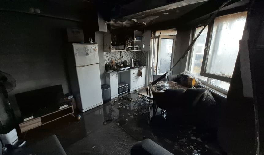 Eskişehir’de yangın faciası: Daire küle döndü, köpek telef oldu