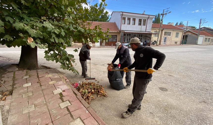 İnönü’de cadde ve sokaklar temizlendi