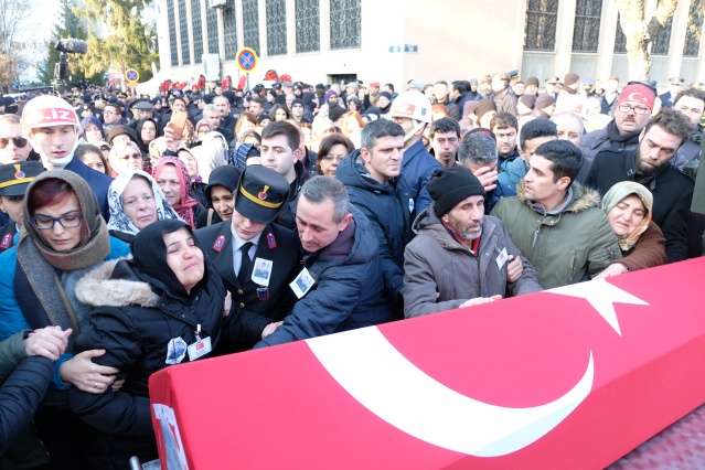 Eskişehirli şehit son yolculuğuna gözyaşları içinde uğurlandı