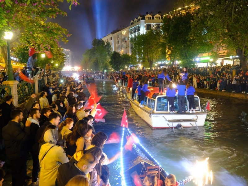 Eskişehir'de muhteşem 19 Mayıs kutlamaları