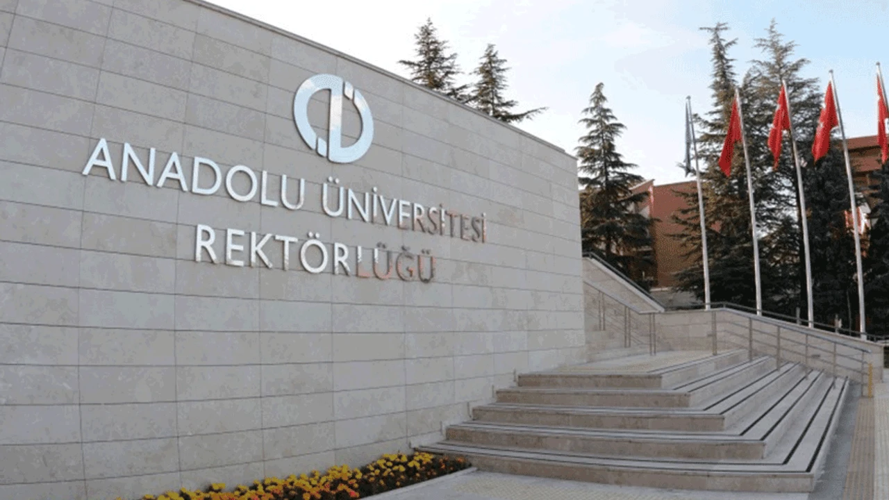 Anadolu Universitesi Rektorluk-1