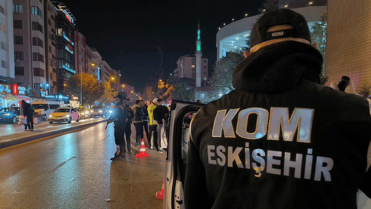 Kom Polis Uyuşturucu Stok