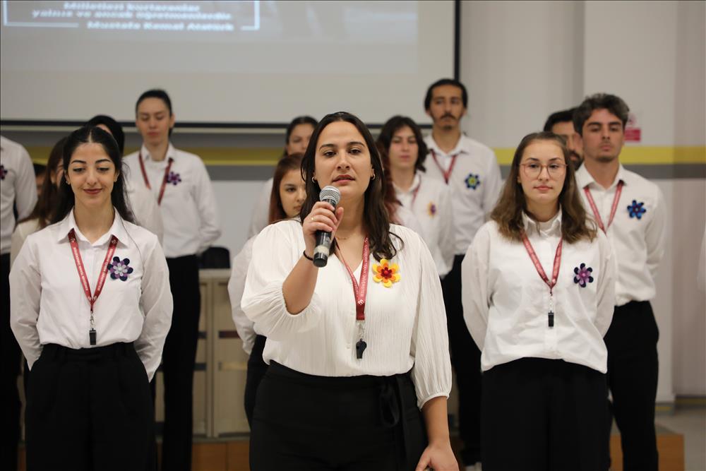 Estü Öğretmenler Günü'nü Coşkuyla Kutladı (5)