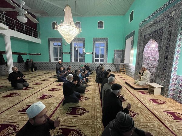 Mahmudiye'de Sabah Namazı Buluşmaları Devam Ediyor