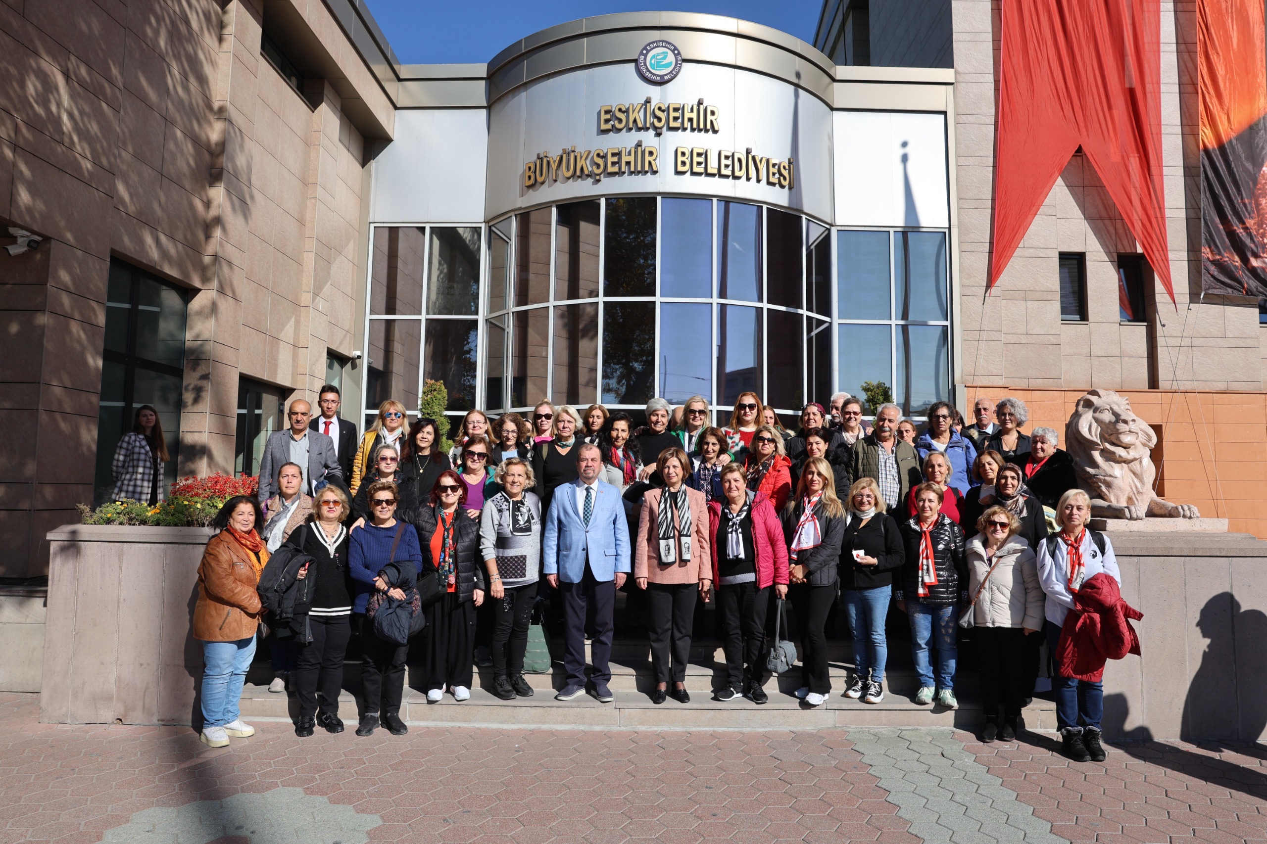 “Türki̇ye’ni̇n Daha İyi̇ Bi̇r Yere Geleceği̇ne İnaniyoruz” (3)