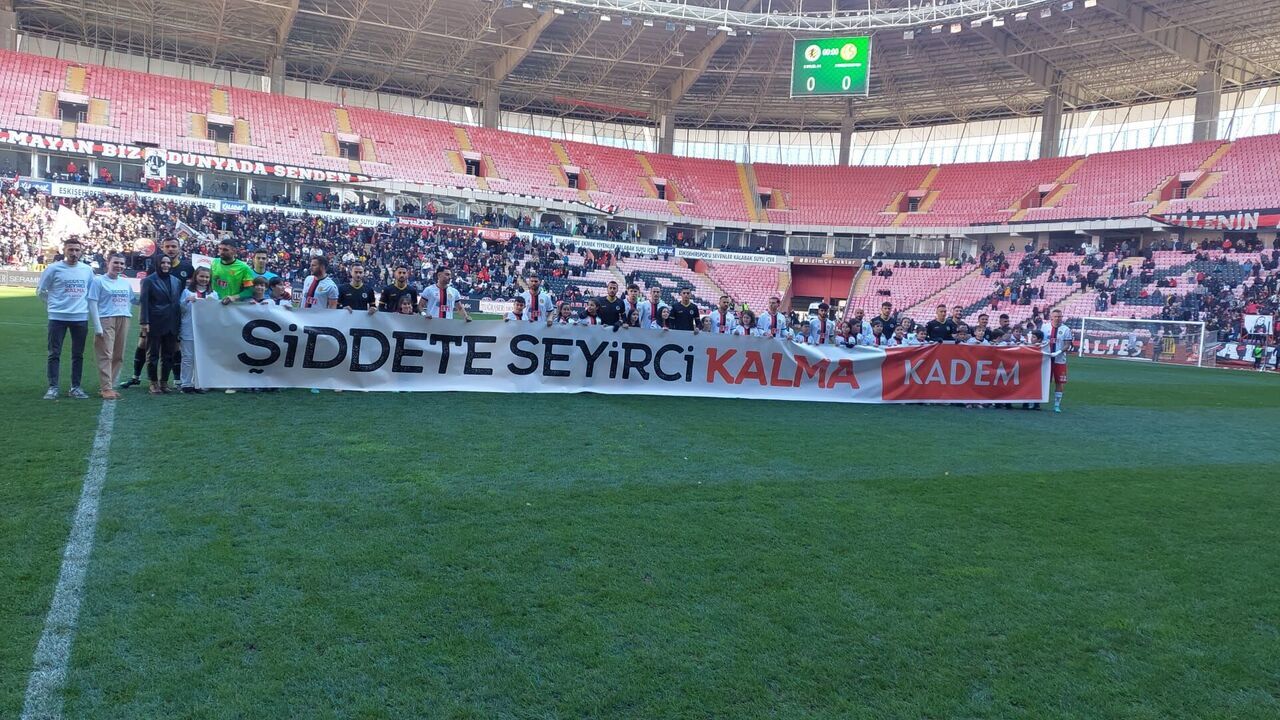 Sahaya Pankartla kt lar sahaya-pankartla-kt-lar
