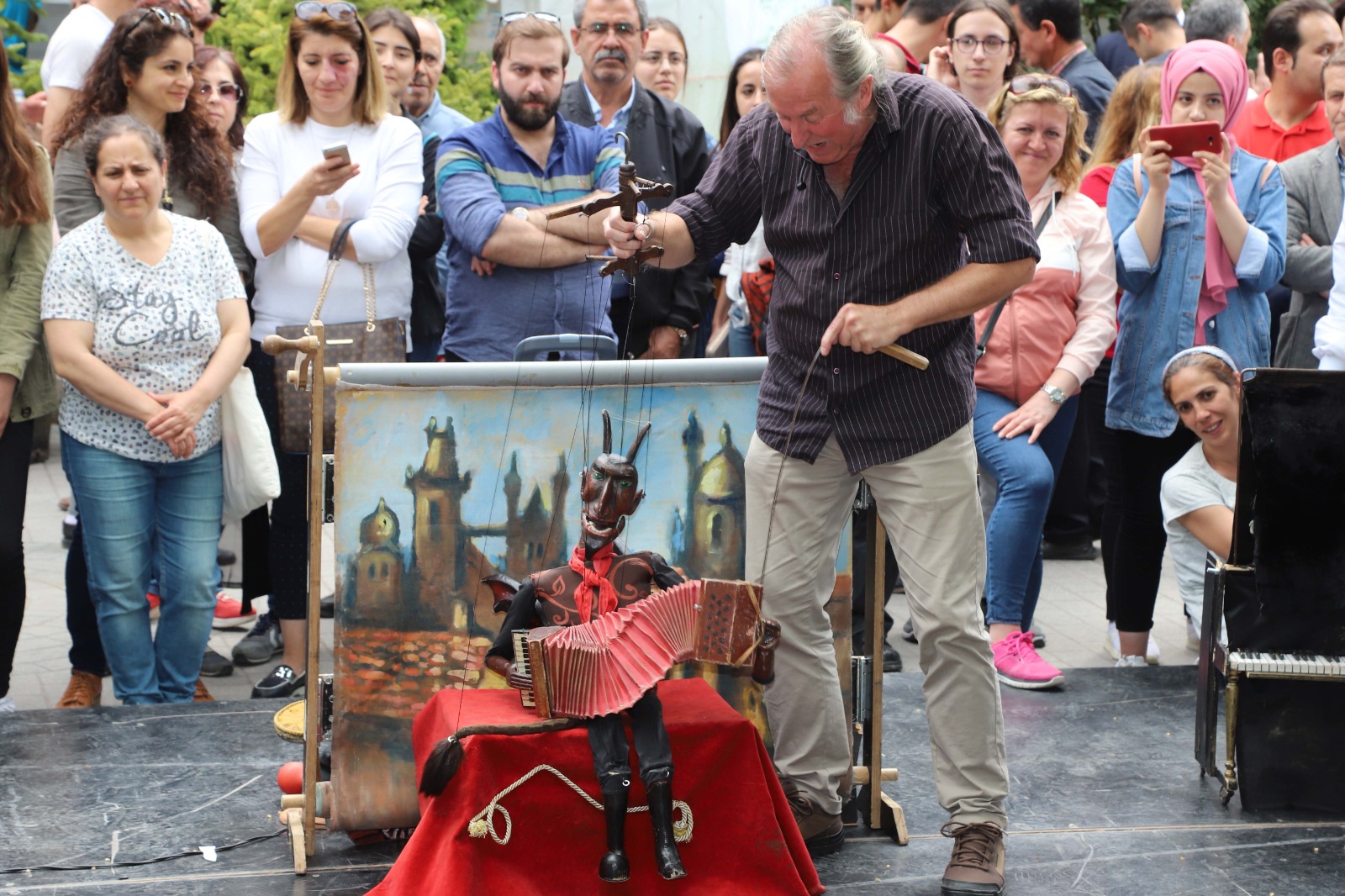 16. Uluslararasi Eski̇şehi̇r Çocuk Ve Gençli̇k Ti̇yatrolari Festi̇vali̇ Güçlenerek Geli̇yor (4)