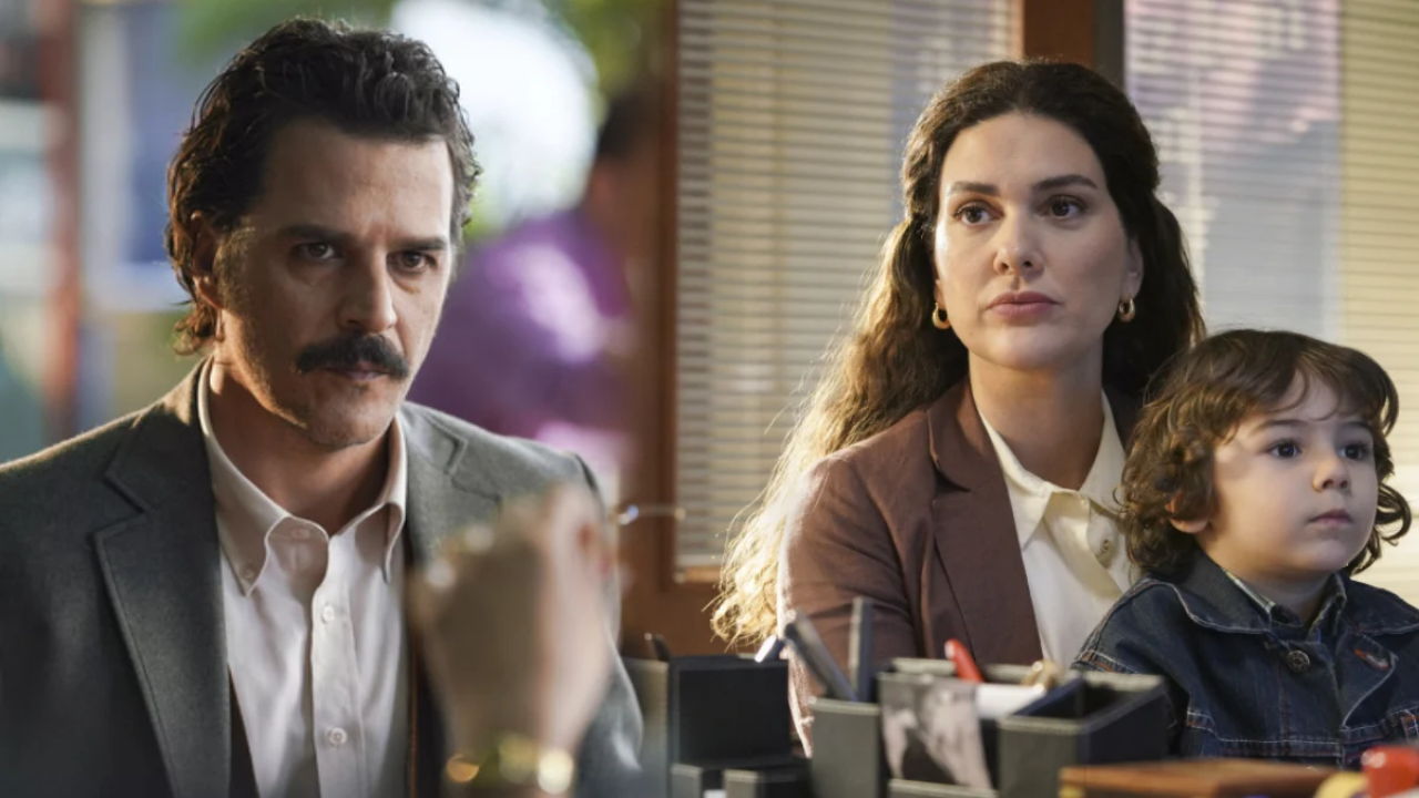 Annem Ankara'da Şoke Eden Ayrılık Ekibe Mesaj Atıp Diziden Ayrılıyorum Dedi