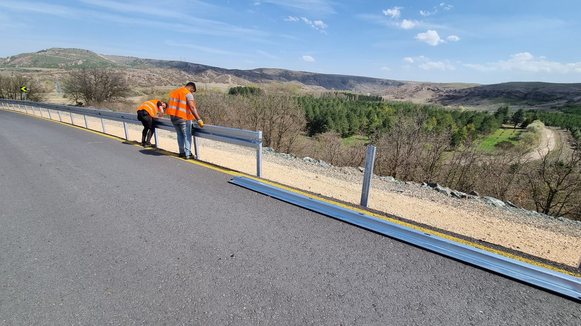 Güvenli̇ Yollar İçi̇n Büyükşehi̇r İş Başinda (2)