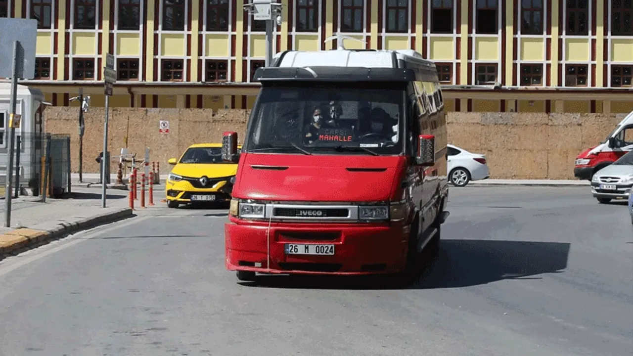 Yargıya Taşınan Minibüs Hatları Eski Haline Döndü!
