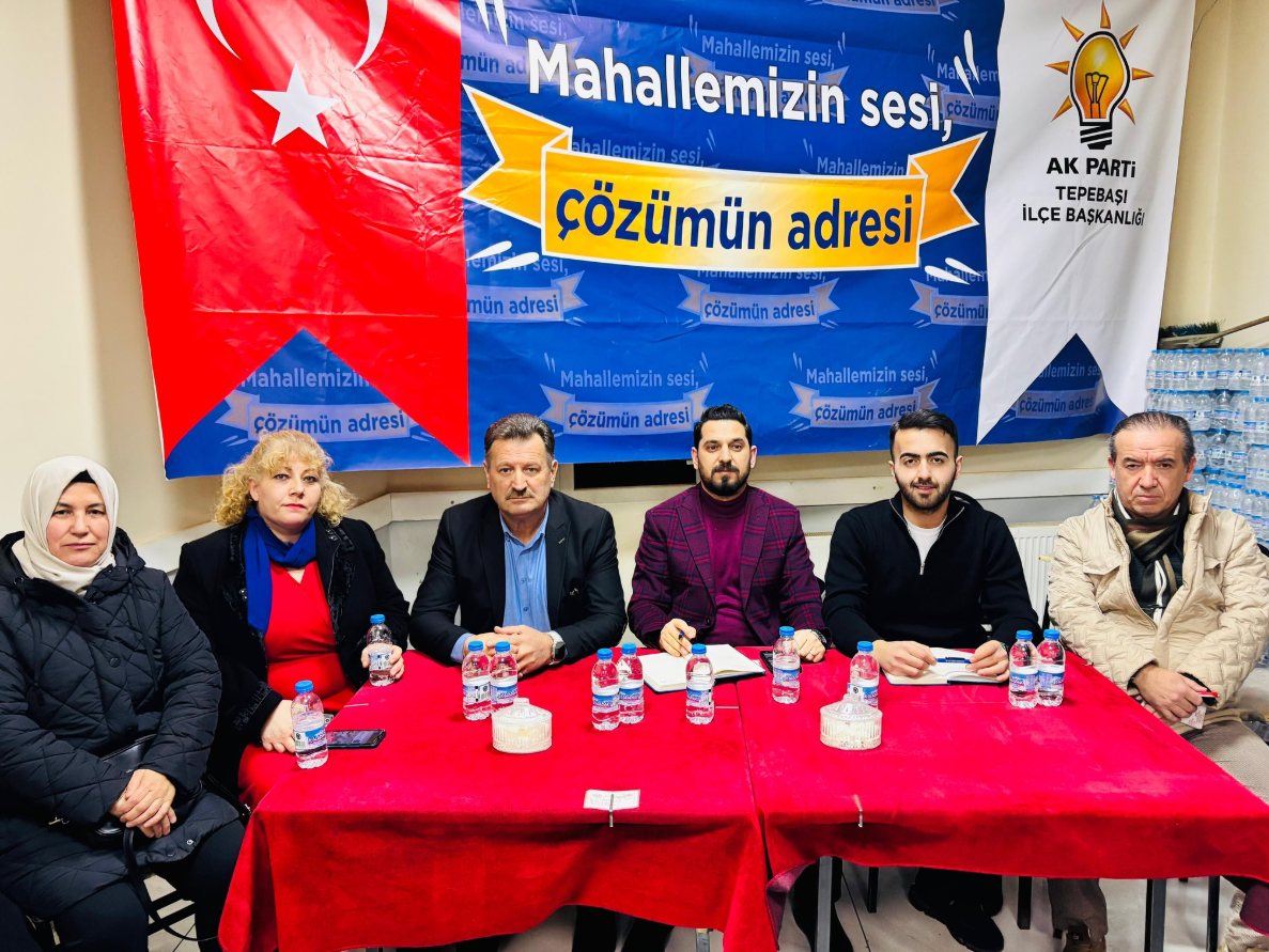 Ak Parti Tepebaşı, Esentepe Mahallesi'nde Sorunları Yerinde Dinledi (1)