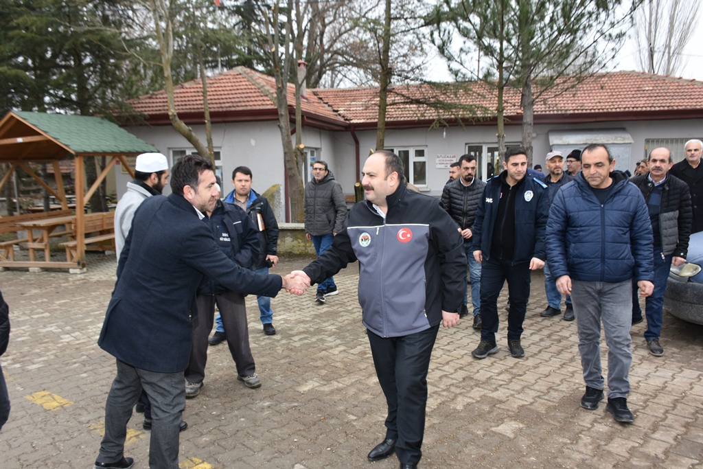 Başkan Hamamcı Söz Veriyoruz Ve Sözümüzü Kısa Sürede Yerine Getiriyoruz (3)